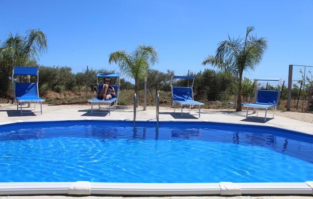 Villa Oasi Менфи Экстерьер фото